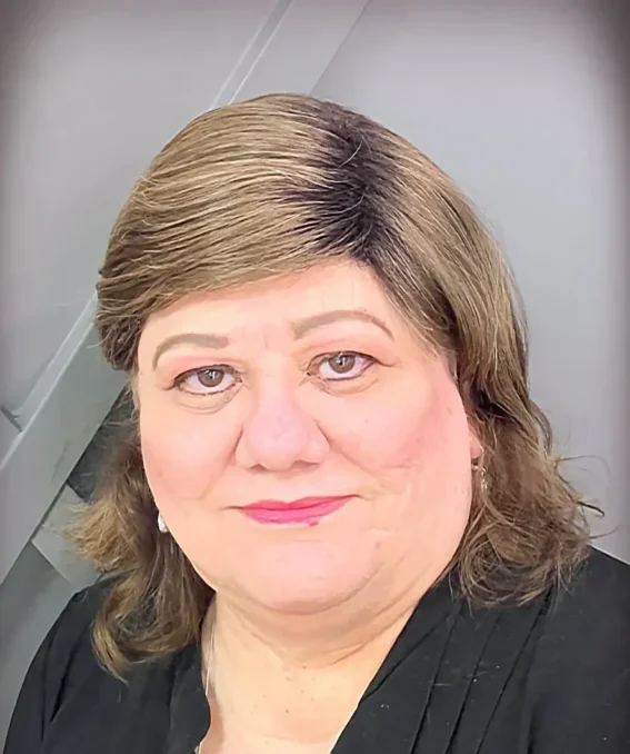 Valentina 584x1024 1 e1774896834482